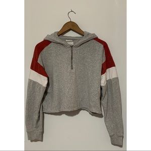 American Eagle Cropped Sweater